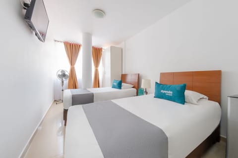 Twin Room | Hypo-allergenic bedding available, minibar, WiFi (free), bed sheets
