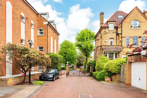 Apartment (1 Bedroom) | Property grounds