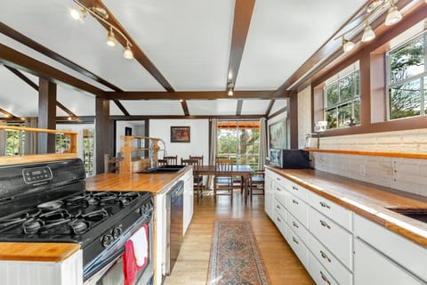 Everything you ever need to cook a full meal.