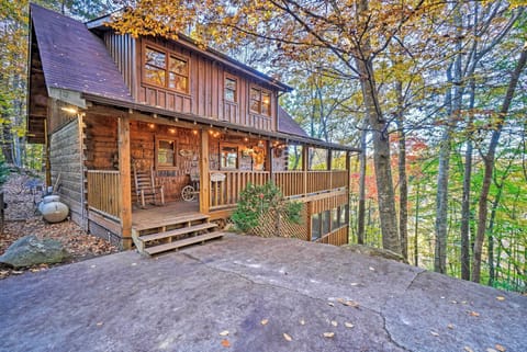 Pigeon Forge Vacation Rental | 3BR | 3BA | 1,980 Sq Ft