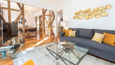 Natural light, contemporary design, and warm wooden details that bring character to every corner. An elegant yet cozy space. #LovelyStay #LisbonStay #InteriorDesign #CityEscape #ModernLiving #TravelPortugal