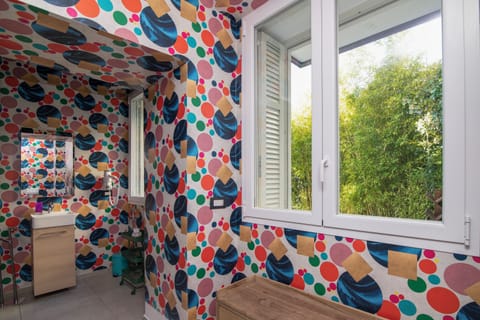 Family House, Multiple Bedrooms (La Lincolnia - with Garden and) | Interior