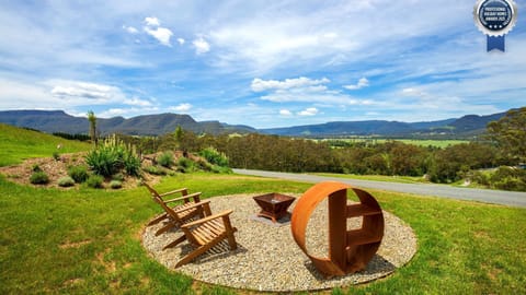 Surrounded by glorious countryside, Off-the-grid location