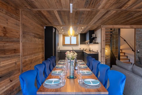 3f83ef74-f1c3-46cd-9bcf-0ae5648d7c05