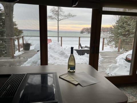 Winter at the cottage is so rejuvenating. First cup of coffee with a puzzle…