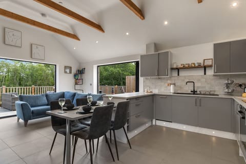 Cottage, Accessible, Private Bathroom | Shared kitchen | Highchair