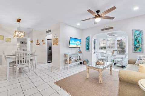 We offer a bright, open space for your vacation.