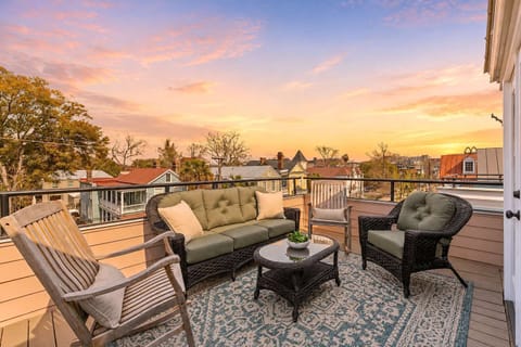 City Views from your Private Rooftop!