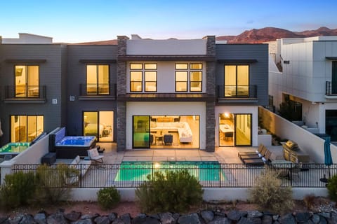 House, Multiple Bedrooms | Exterior