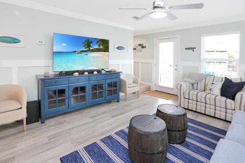 House, Multiple Beds (The Ricks Carlton) | Living area