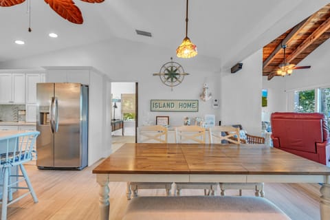 Open concept kitchen/dining room/ living room