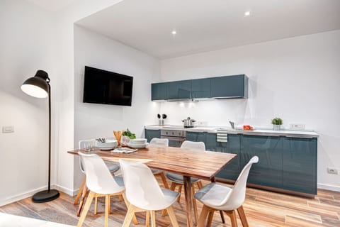 luxury-blues-apartment-sorrento-apartment-kitchen