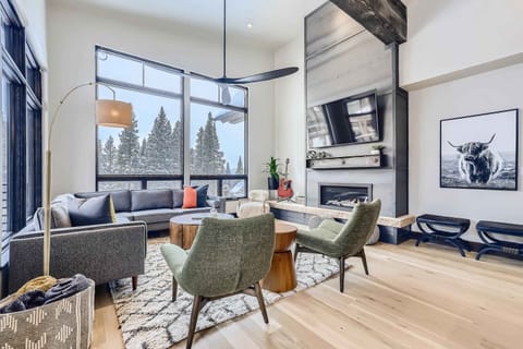 Large floor to ceiling windows to bring the outside in