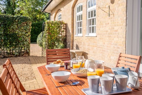 Maltings Lodge, Chelsworth: Perfect for soaking up some summer sun