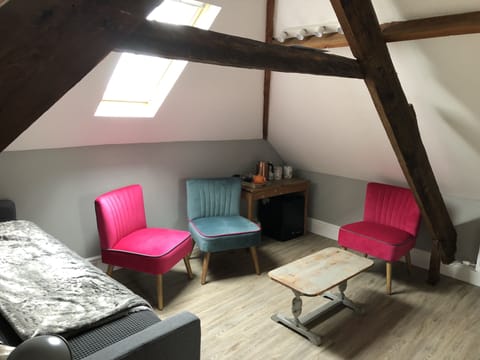 Classic Suite, Ensuite, Partial Sea View | Room amenity