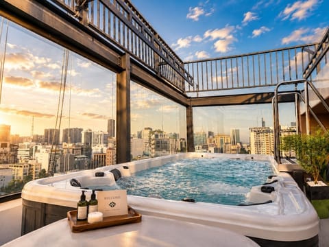 Rooftop pool