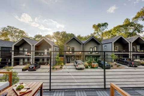 Welcome to your Nashville oasis!