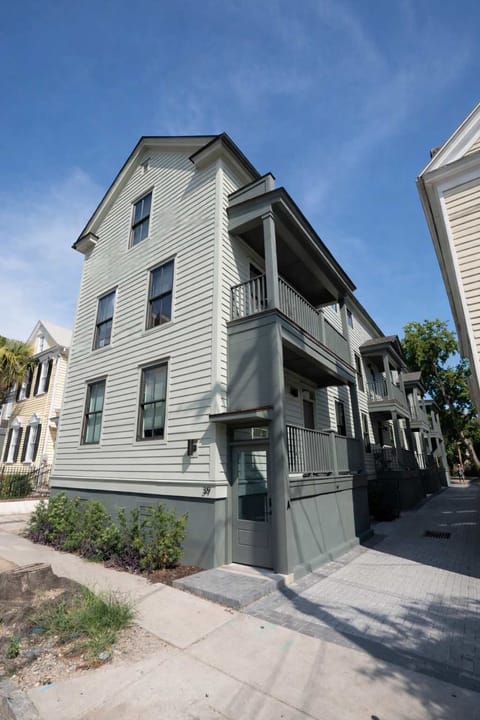 Welcome to Charleston, SC! Walk just about anywhere downtown!