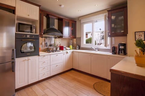 Villa Marilisa image