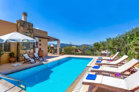 Villa Akali image