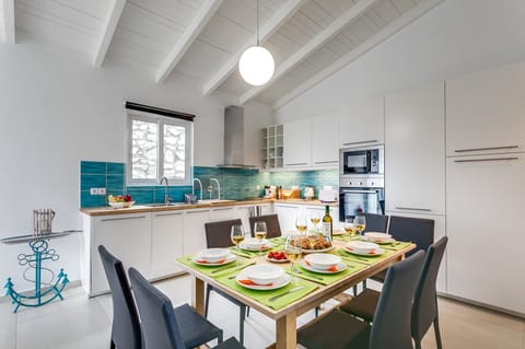 Villa Almyrida View image