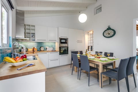 Villa Almyrida View image