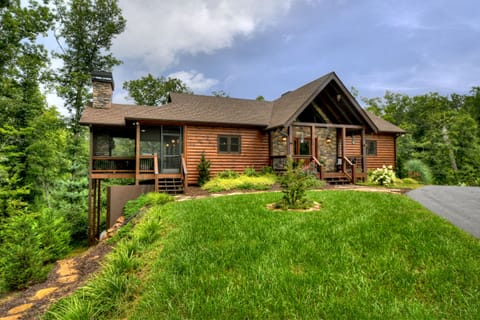 Woodsong - Cabin Rental in North Georgia