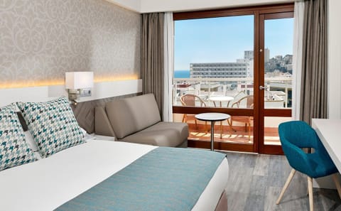 Premium bedding, minibar, in-room safe, desk