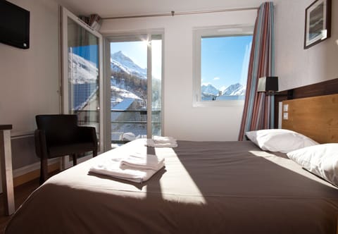 Double or Twin Room | Free WiFi, bed sheets