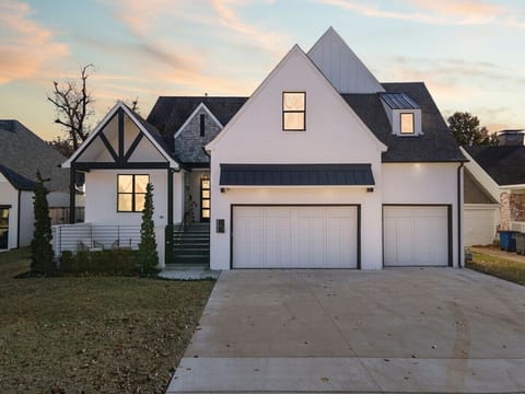 3 car garage available for guest to use