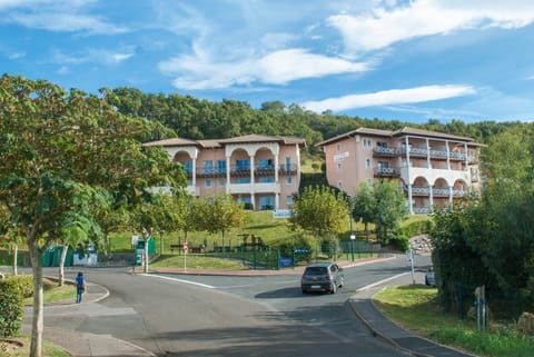 Experience the picturesque atmosphere at this amazing property.