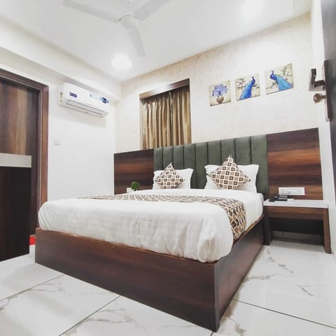 Executive Room | Soundproofing, free WiFi, bed sheets