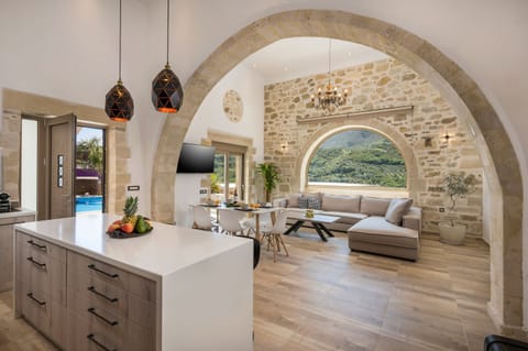 Luxury Villa | Living area | 50-inch Smart TV with satellite channels, TV, Netflix