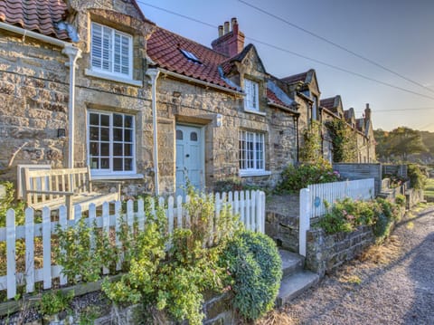 Cottage | Front of property