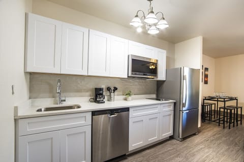 Premium Apartment | Private kitchen | Coffee/tea maker