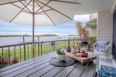 A private patio overlooks the Maroochy River.