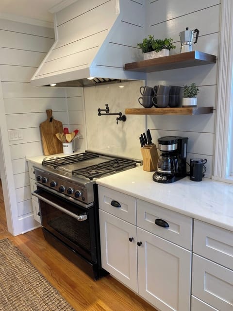chef's kitchen