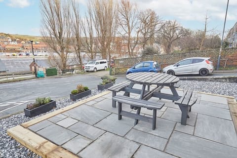 Albion House, Whitby - Host & Stay