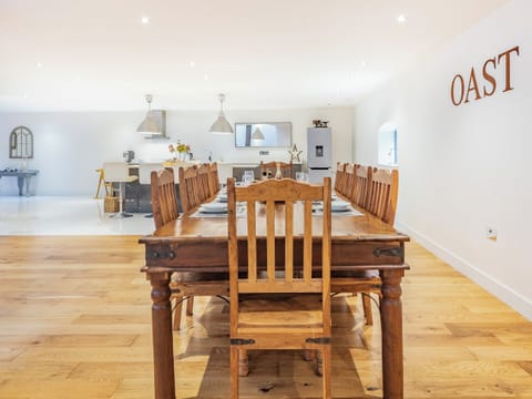 Dining Area | Oast Barn, Letheringsett