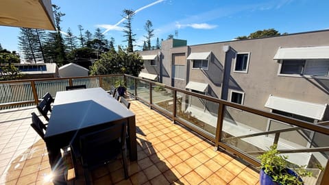 Back balcony and outdoor dining. 