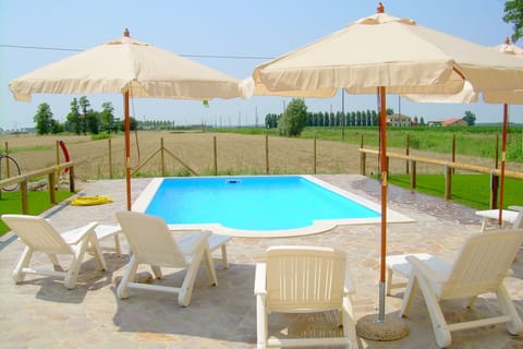 Holiday Home Swimming Pool