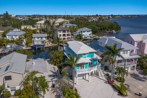 Bayshores - By AMI Accommodations