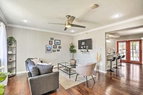 Baltimore Vacation Rental | 4BR | 2BA | 1,260 Sq Ft | 4 Exterior Stairs to Enter
