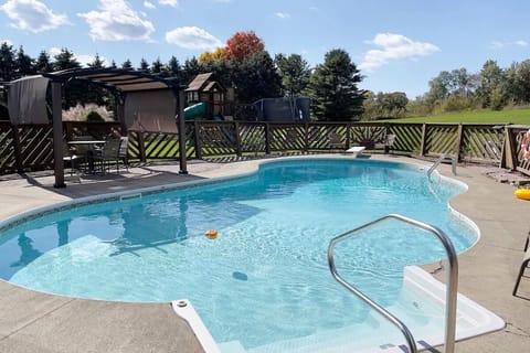 Go for a swim in a Private gated Heated Pool - 8 ft Deep