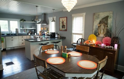 Dining Room & Kitchen (Currently decorated for Christmas - See other photos)