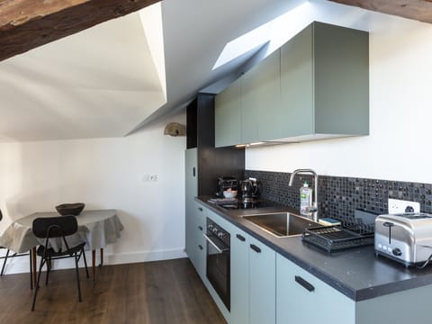 Lovely kitchen equipped 