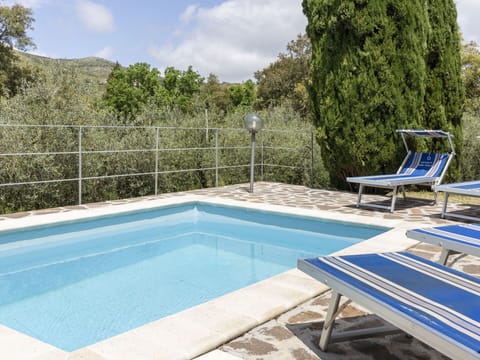 Water, Property, Sky, Cloud, Swimming Pool, Plant, Azure, Rectangle, Shade, Tree