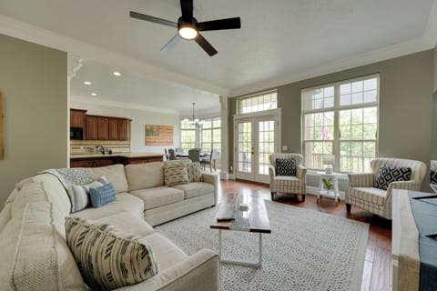 Branson Vacation Rental | 6BR | 6BA | 5,700 Sq Ft | 2 Steps Required for Access