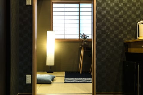 Family House | 2 bedrooms, desk, laptop workspace, free WiFi