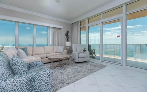 Phoenix Orange Beach II 1905, Orange Beach, Alabama, beach front, 4 bedroom condominium on the 19th floor